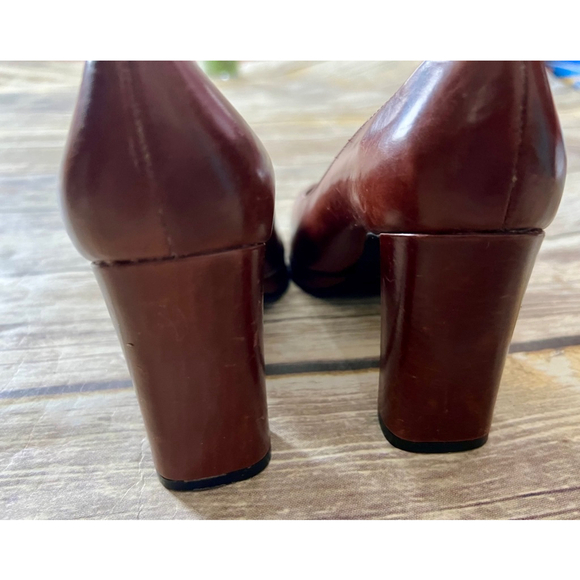 BCBG HEEL - Picture 7 of 10